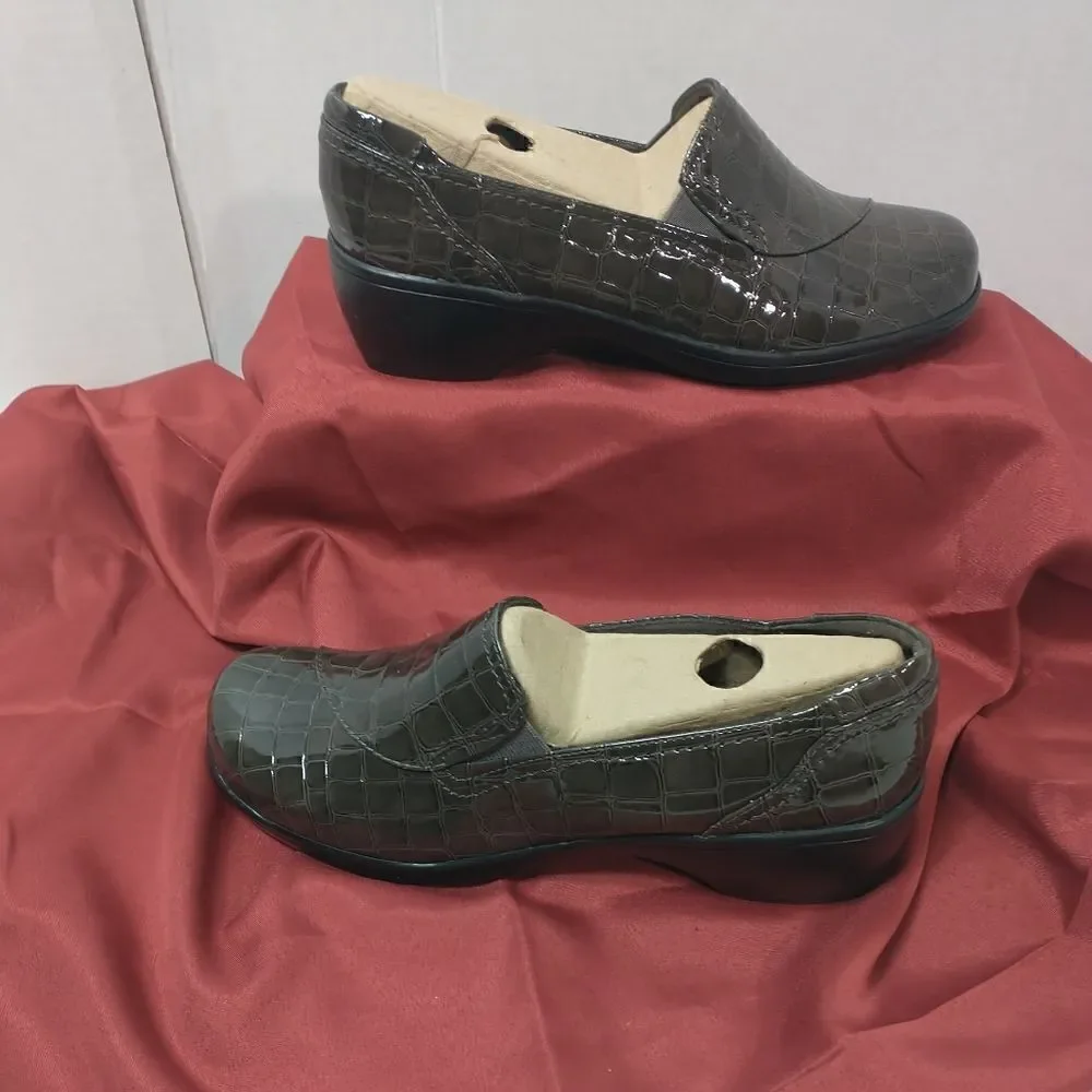 Clarks 